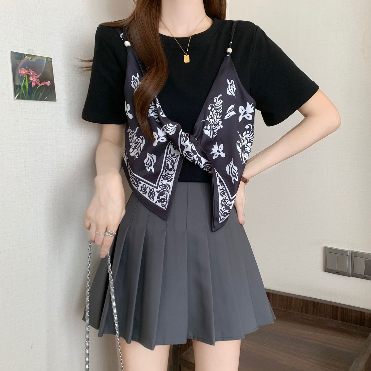 サテン フェイクツーセット リボンディテール ストラップ 半袖 Tシャツ レディース トップス