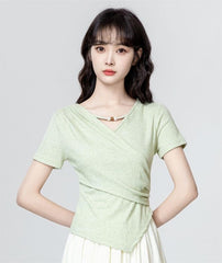 3色×半袖｜Vネック切り抜き アシンメトリー シルエットTシャツ レディース トップス