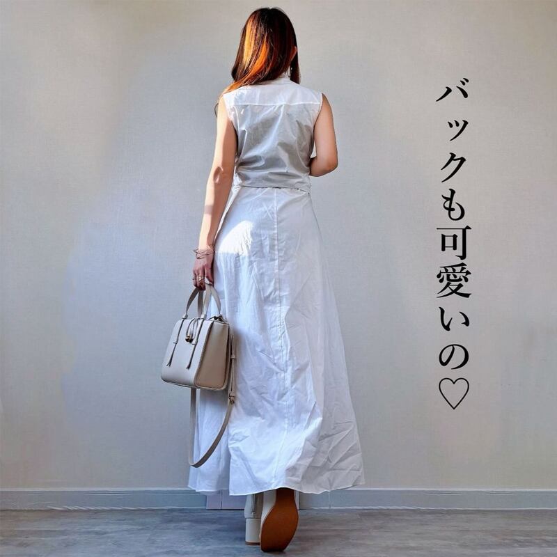 目を奪われる シンプル ノースリーブ 折り襟 カジュアル スリット 無地 ジャンパースカート 大人カジュアル fashion ootd 夏コーデ ファッション coordinateコーディネート 夏服 カジュアルコーデ 今日のコーデ 大人コーデ レディース