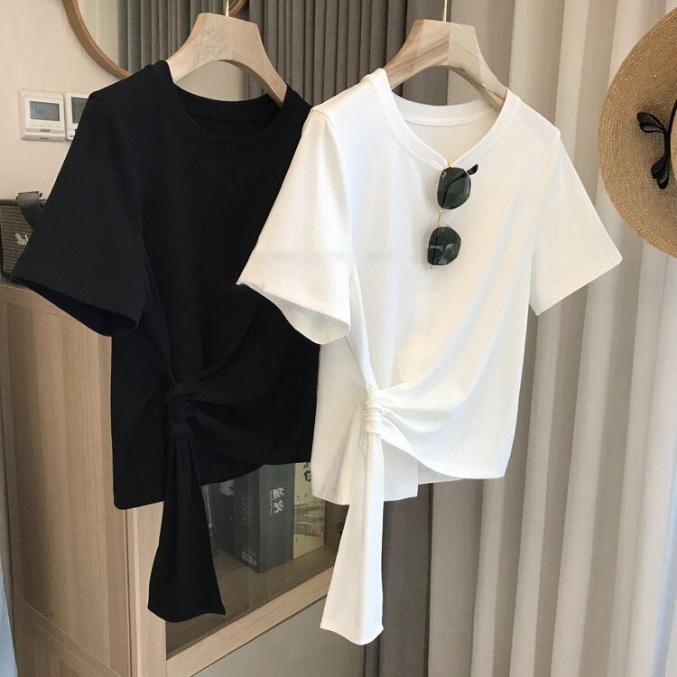 大人可愛い シンプル 無地 プルオーバー 半袖 Tシャツ 大人カジュアル fashion ootd 夏コーデ ファッション coordinateコーディネート 夏服 カジュアルコーデ 今日のコーデ 大人コーデ レディース