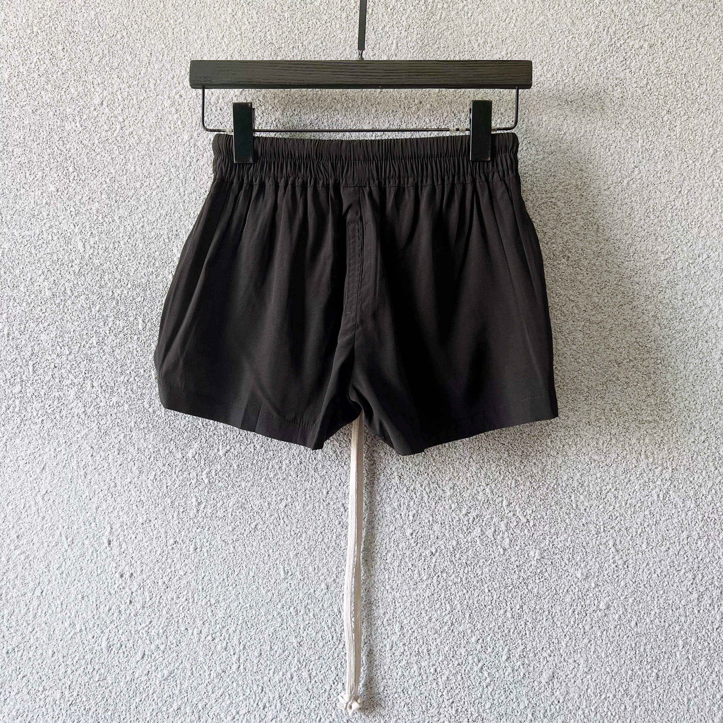レイヤードドロストショートパンツ